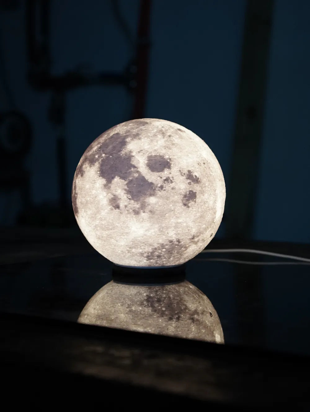 "Ay Lamba – Gecelerinize Büyü Katın" 🌙✨