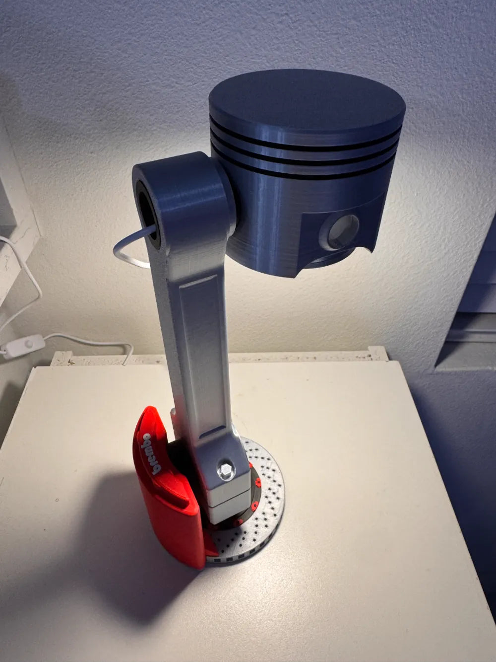 Dekorux - Piston Engine Lamp