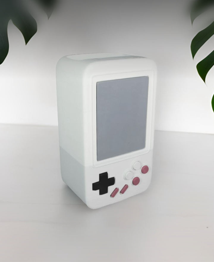 Retro Oyun Konsolu Tasarımlı Dekoratif Vazo 🎮🌿