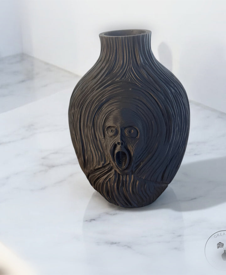 Çığlık Vazo – Sanat ve Korkunun Buluştuğu Nokta! 🖤🎭