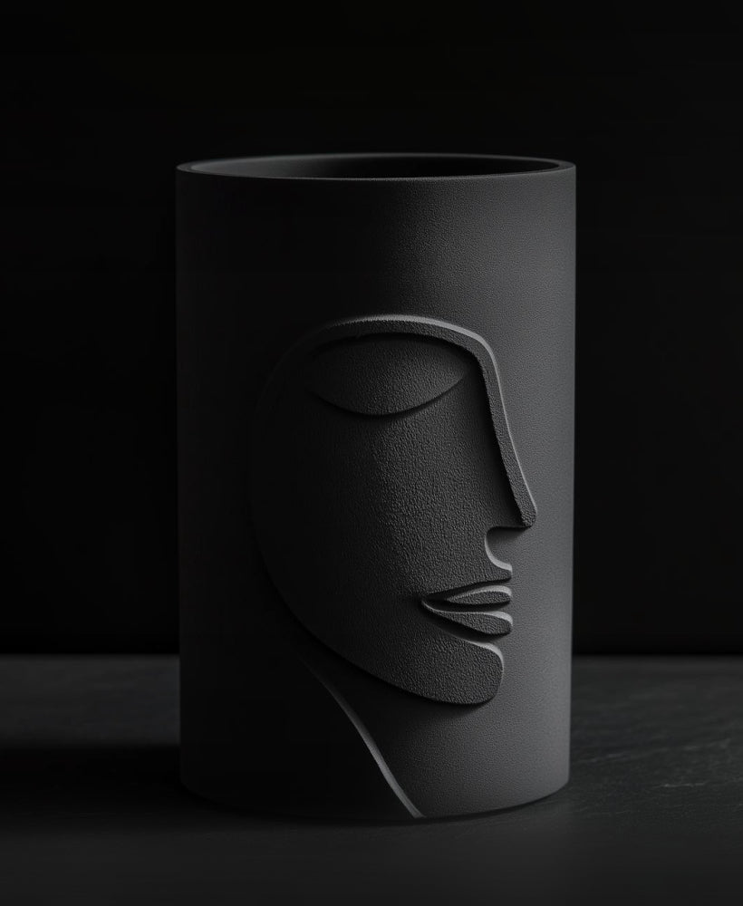 Stone Face - Minimalist Yüz Kabartmalı Vazo