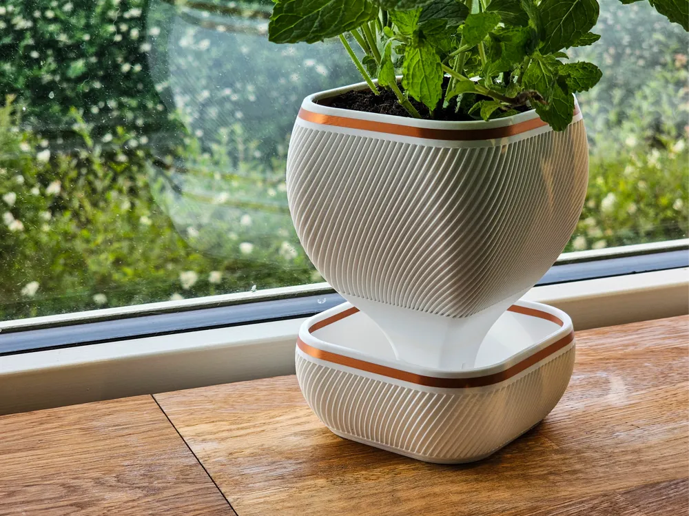 Dekorux - Elevate Planter