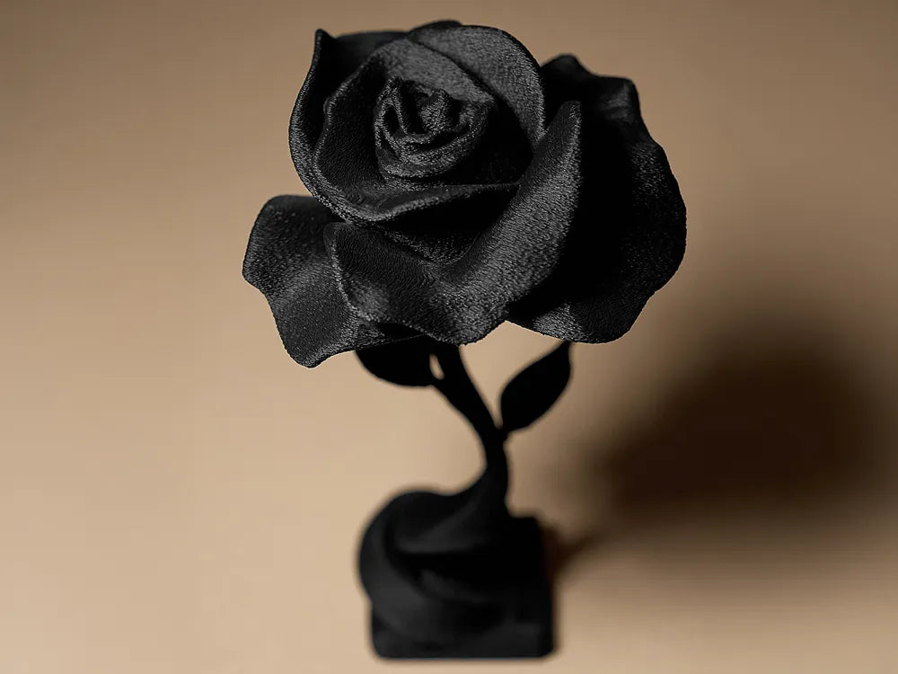 Dekorux - Obsidian Rose Sculpture