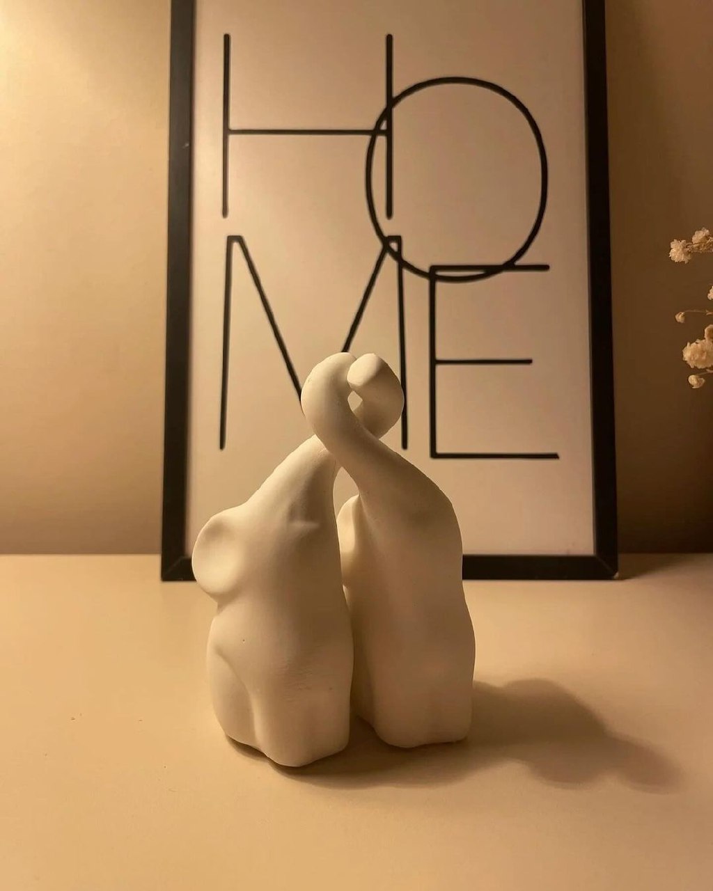 Dekorux - Aşkın Zarif Sembolü Heykel