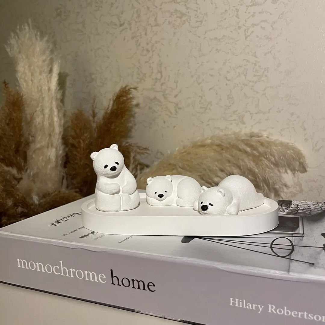 Dekorux - Kutup Ayısı Ailesi Heykeli