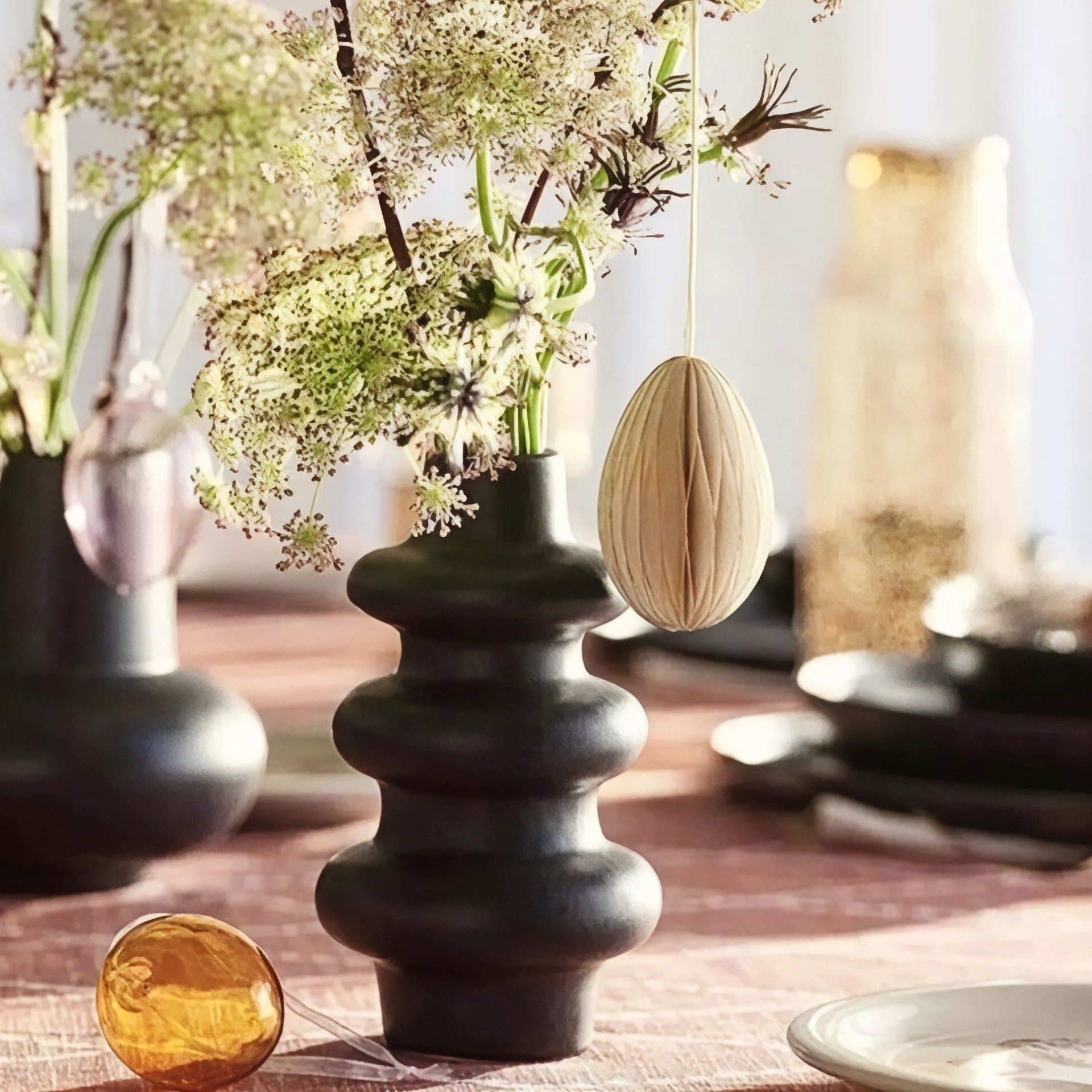 Dekorux - Siyah Dalgalı Form Vazo