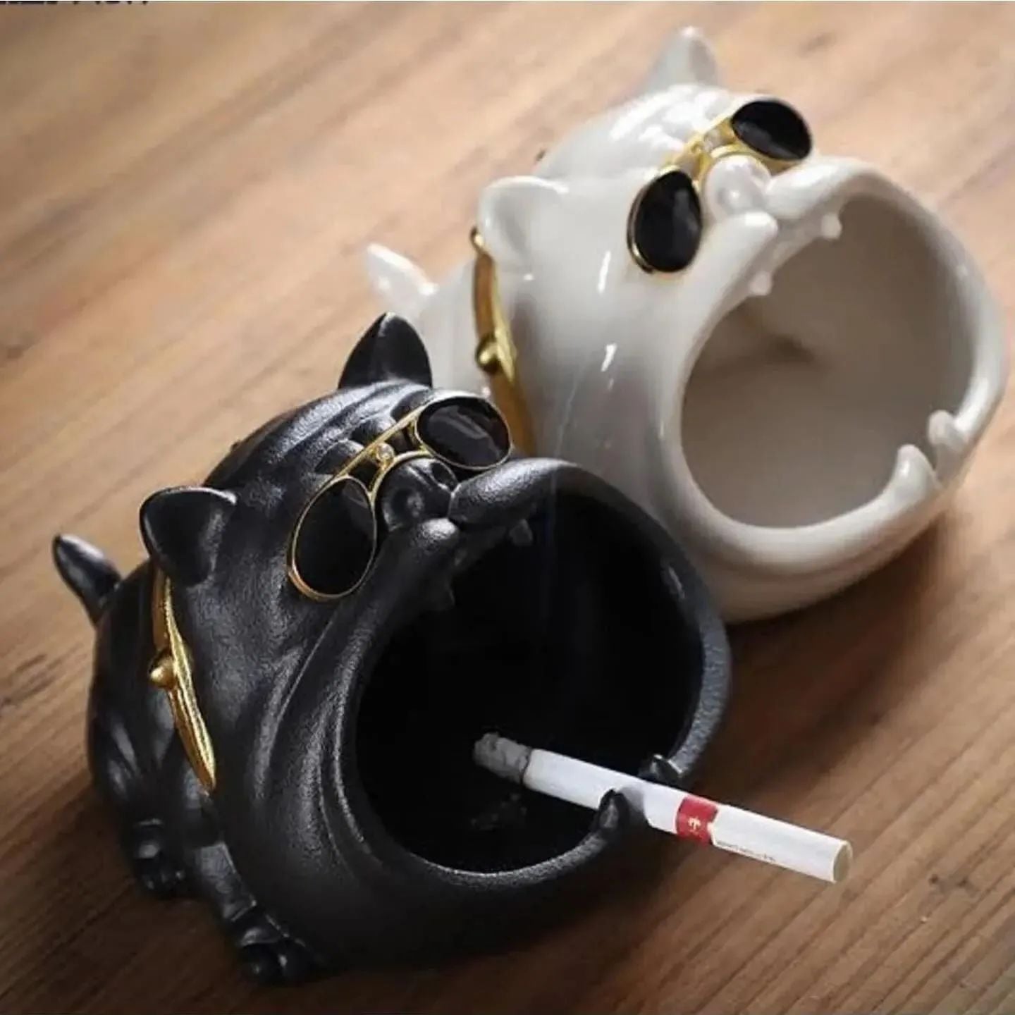 Dekorux - Royal Bulldog Ashtray