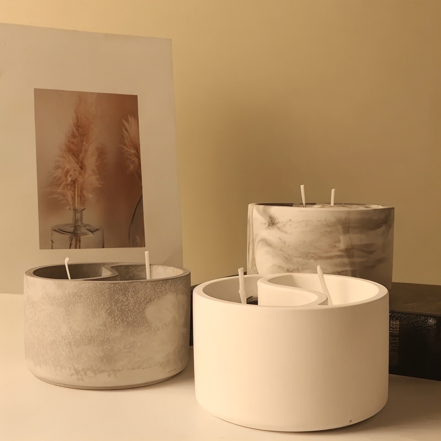 Dekorux - Monolith Spiral Candle