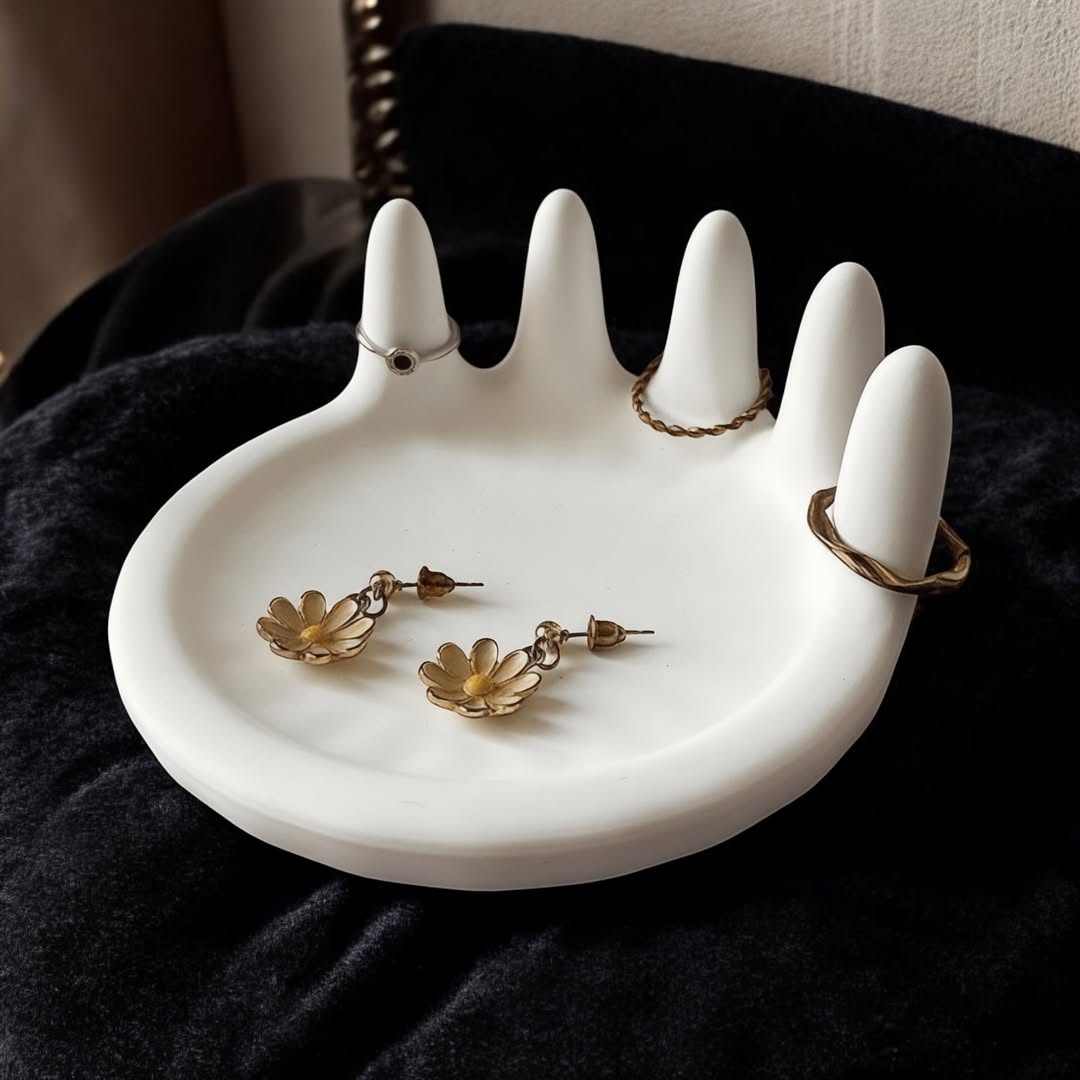 Dekorux - "Eller" Takı & Aksesuar Düzenleyici